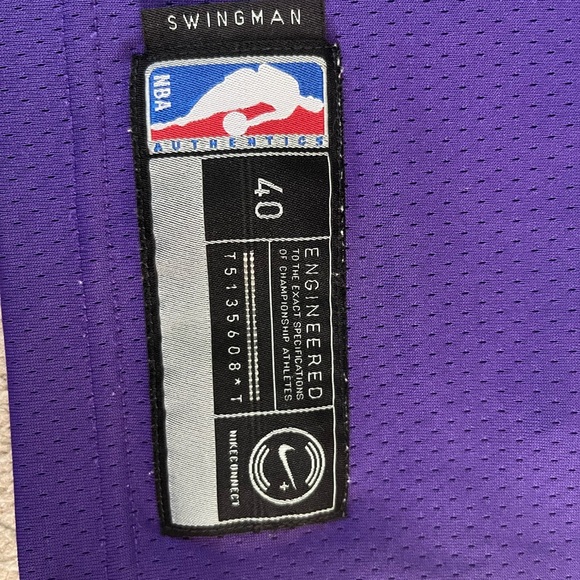 Nike Lakers James NBA Purple and Yellow Jersey - Picture 3 of 5